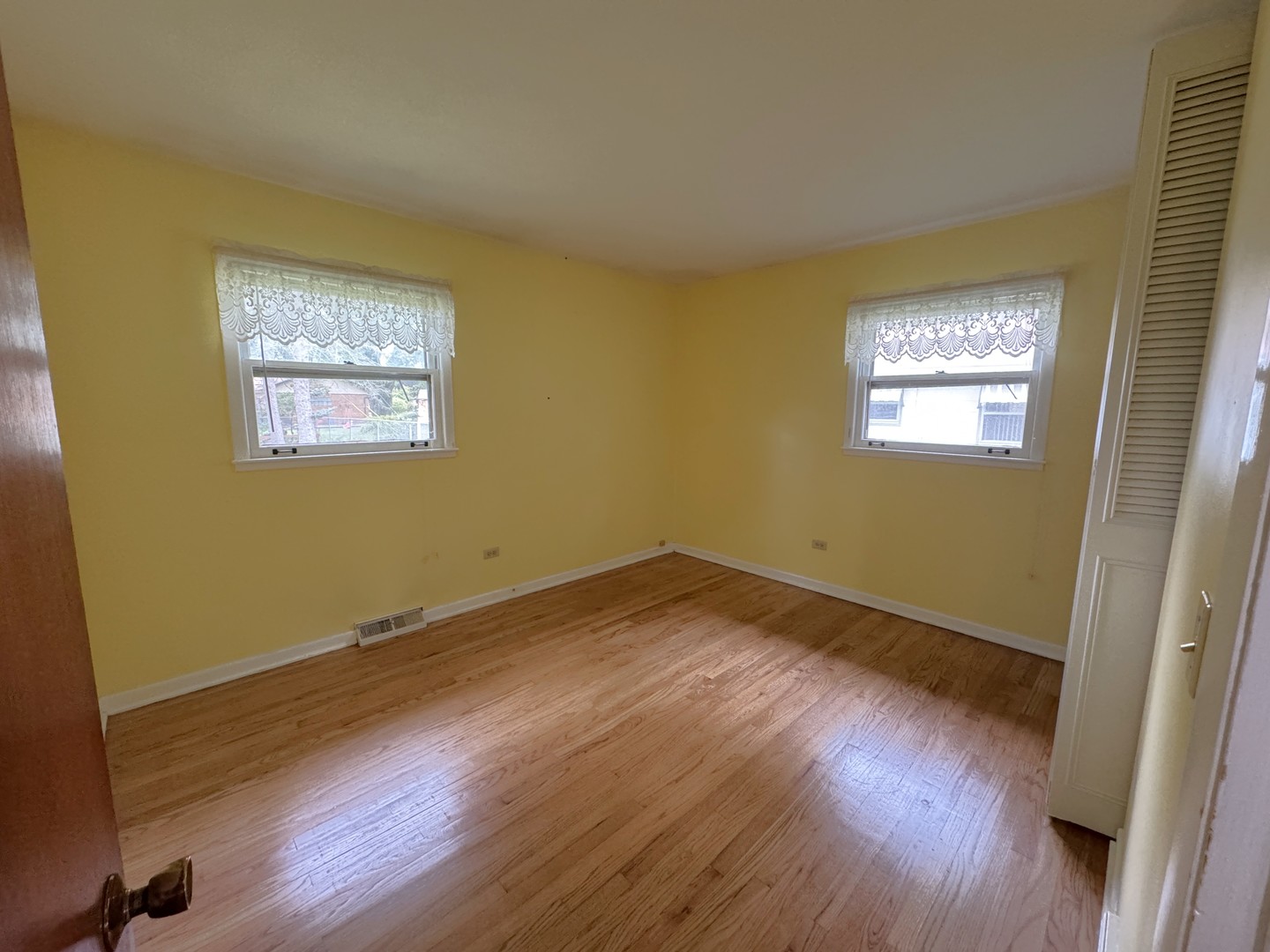 1372 Algonquin Drive