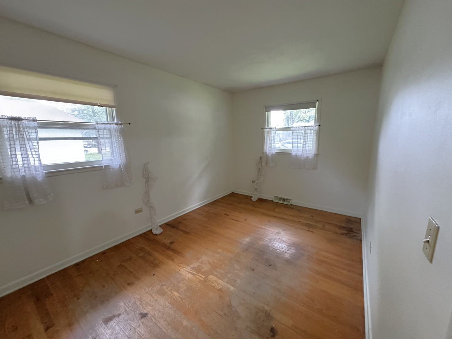 1372 Algonquin Drive