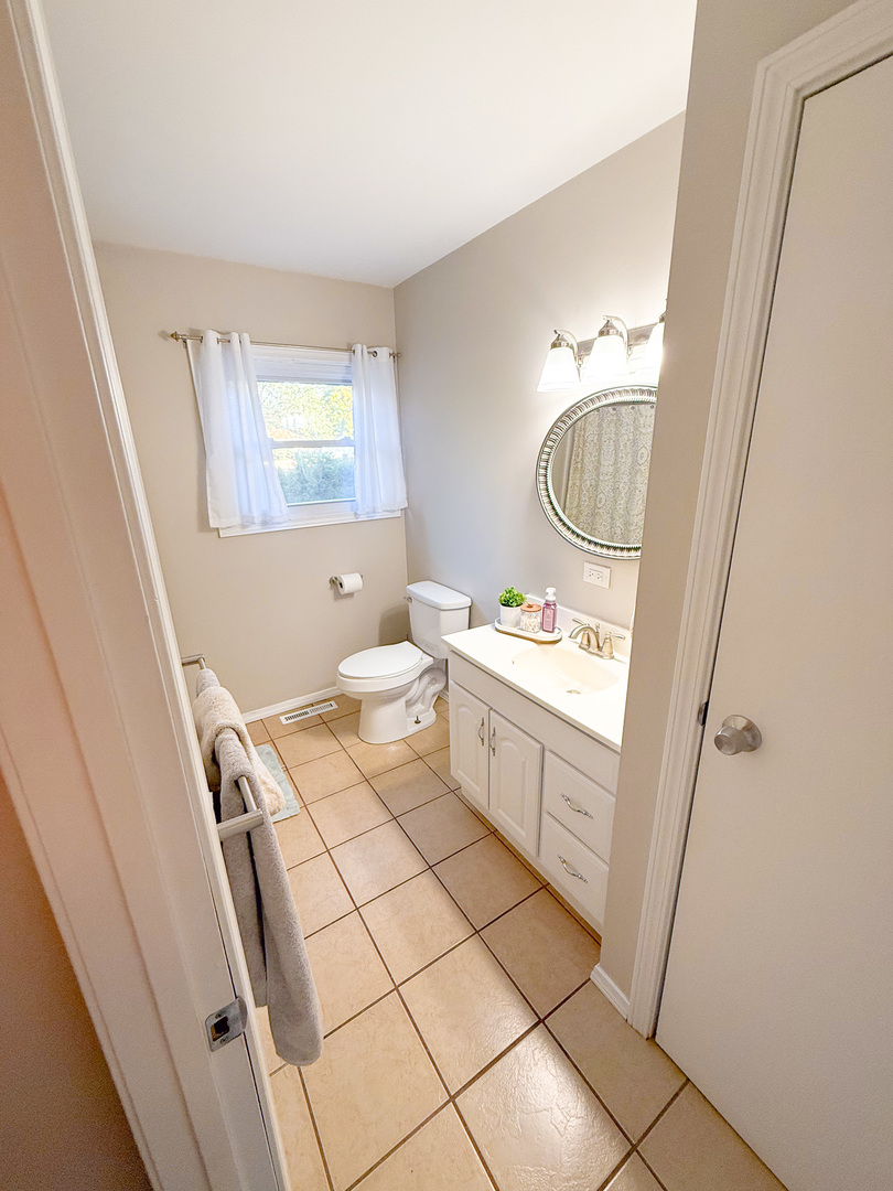 1013 Nottingham Lane