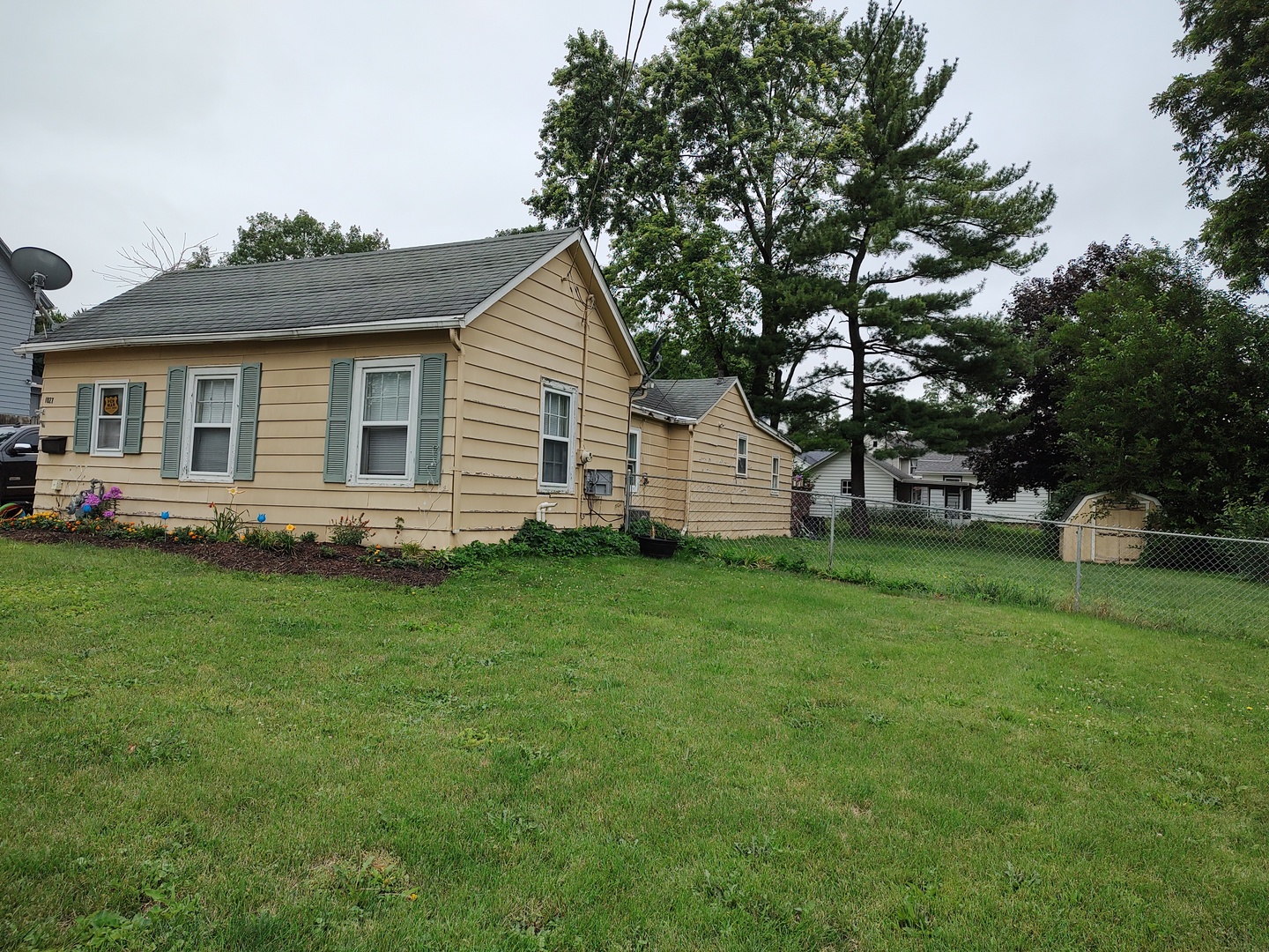 1027 Garfield Avenue