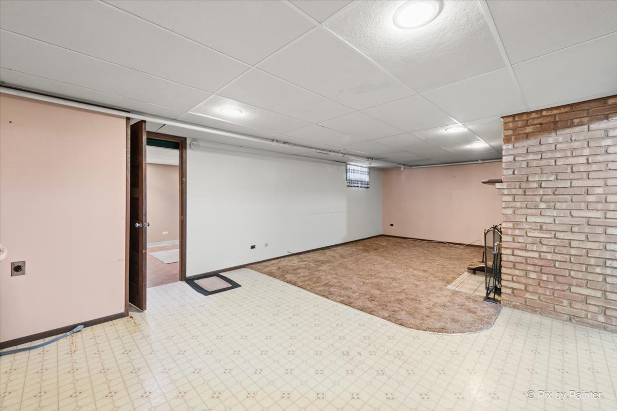 1106 W Highland Avenue