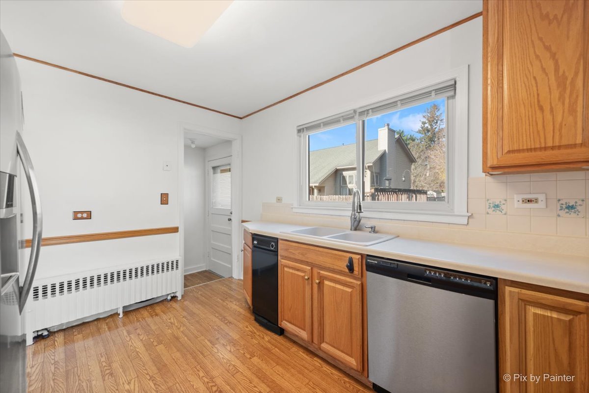 1106 W Highland Avenue