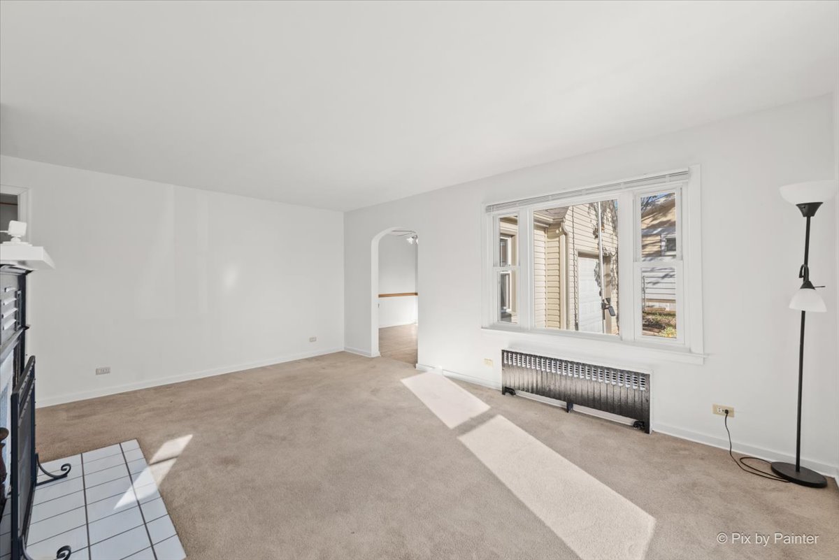 1106 W Highland Avenue