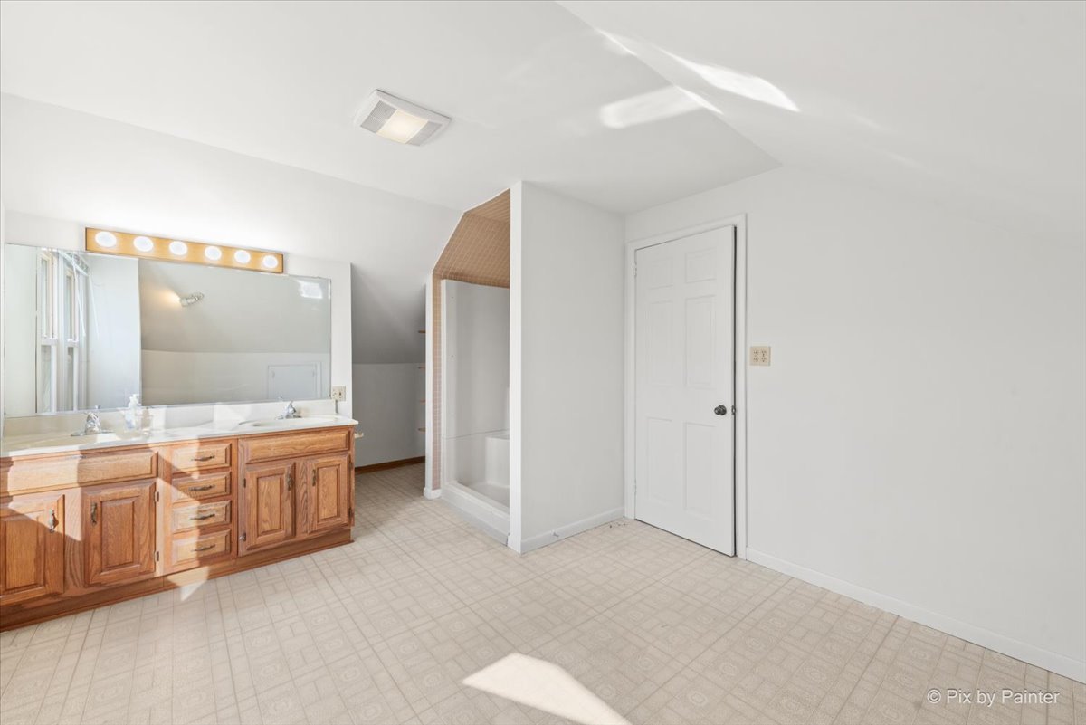 1106 W Highland Avenue