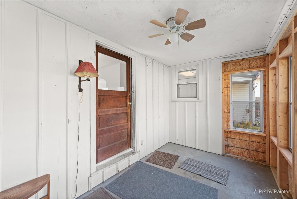 1106 W Highland Avenue