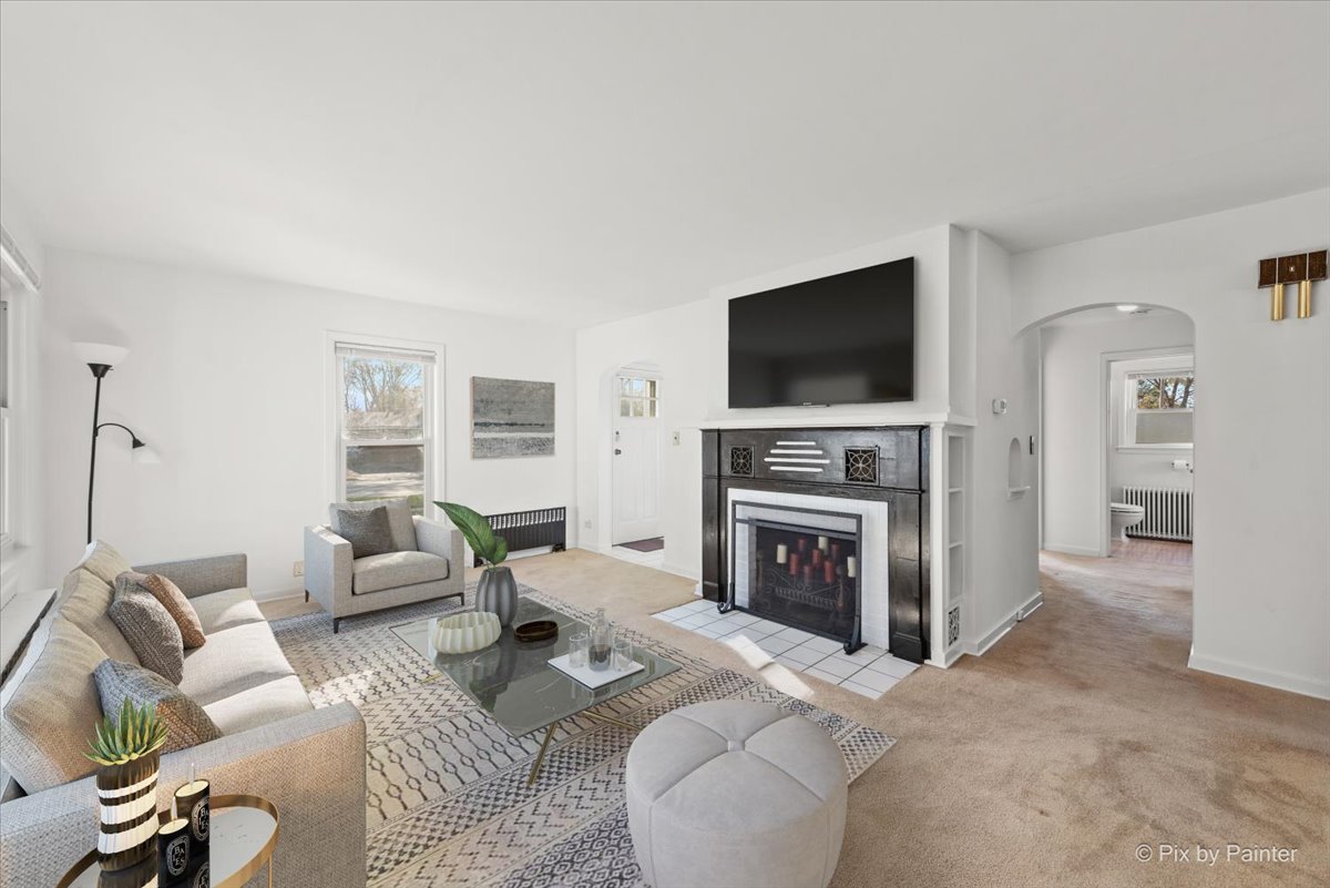 1106 W Highland Avenue