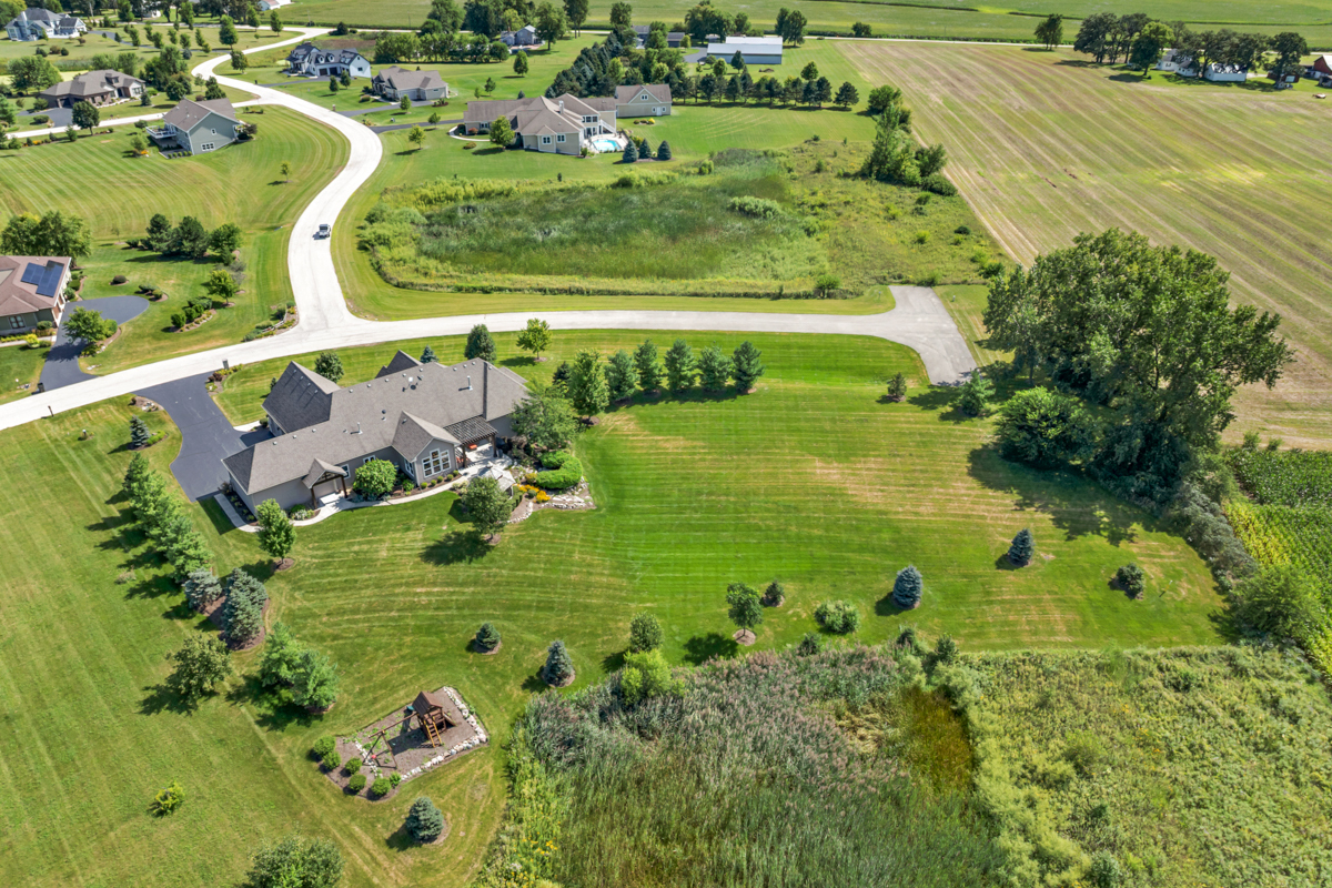 45W210 Timberview Lane