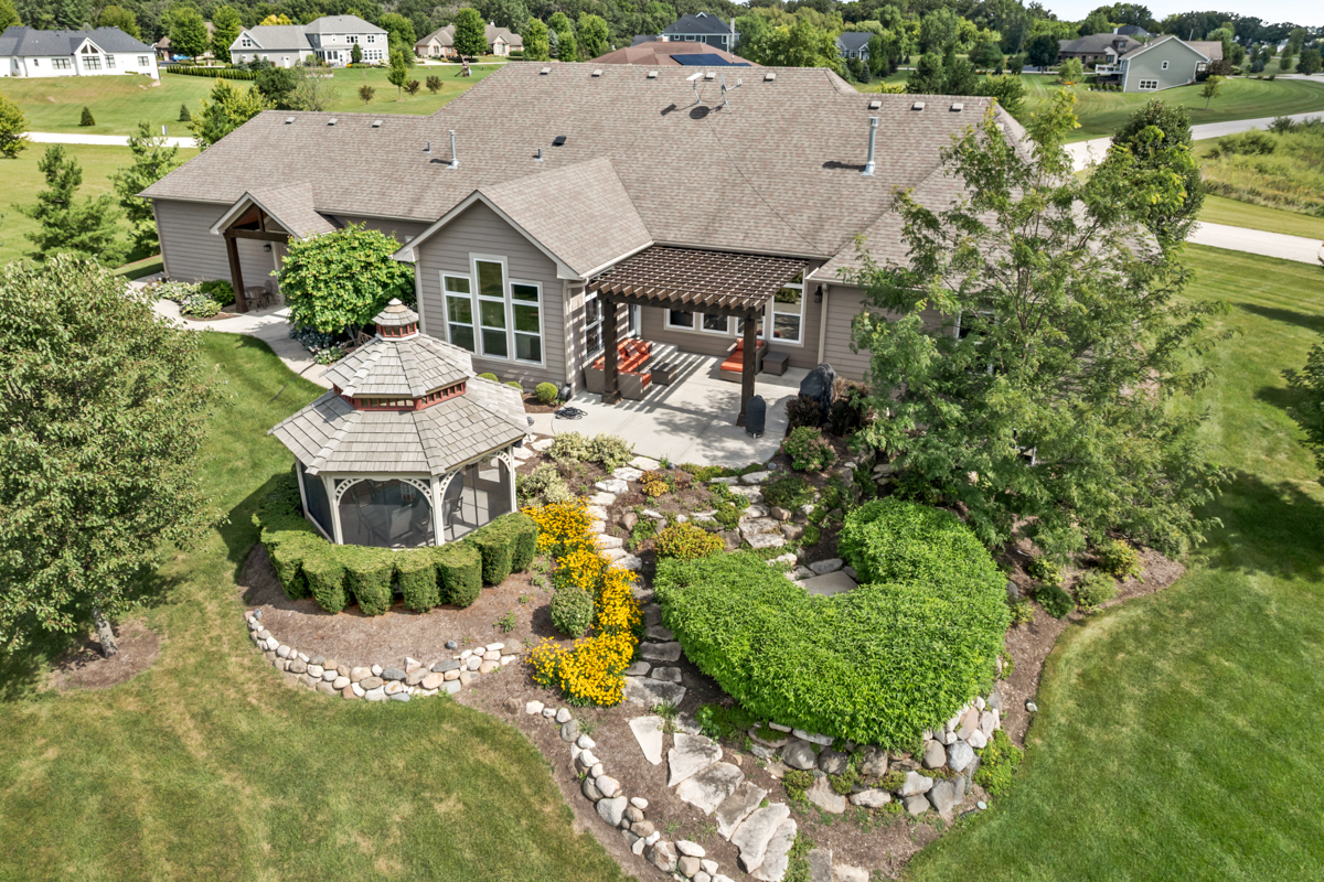 45W210 Timberview Lane