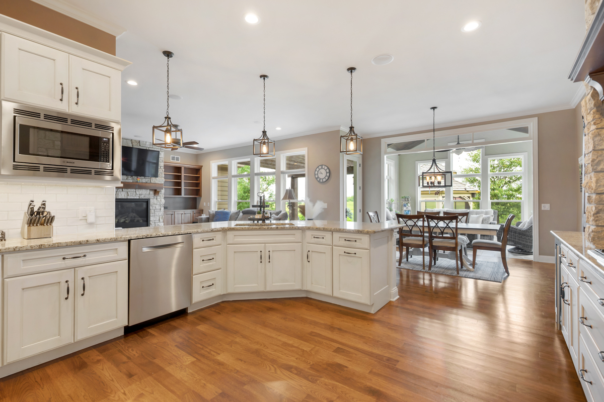 45W210 Timberview Lane