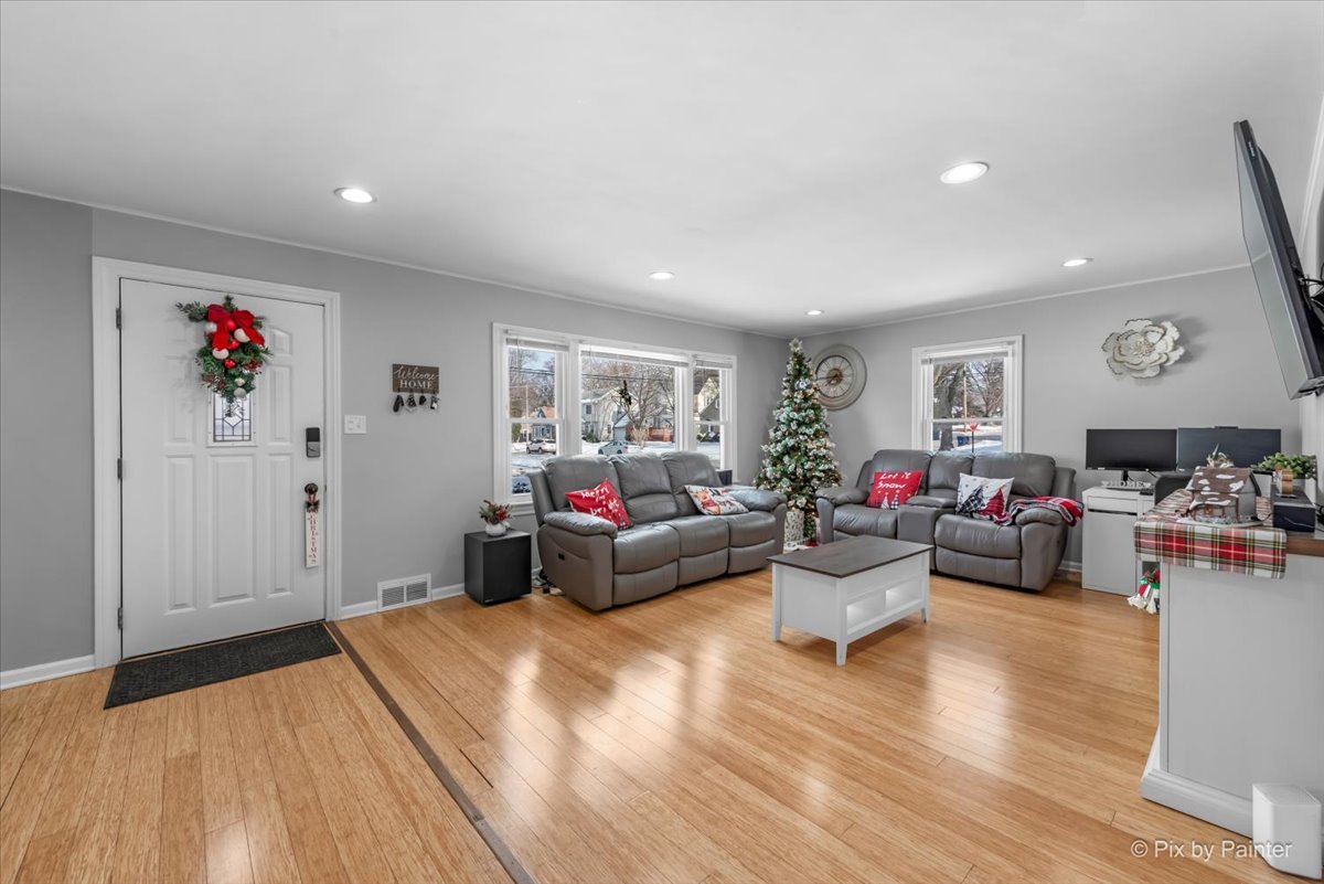 521 River Bluff Road