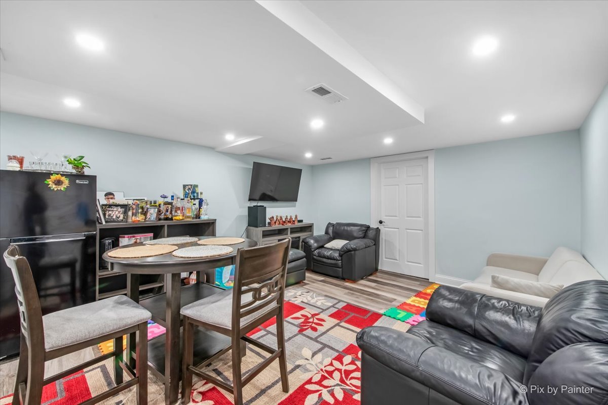 521 River Bluff Road