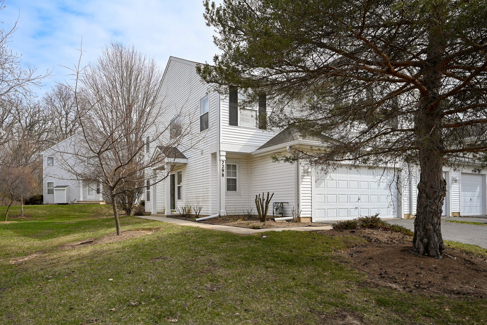 2298 Woodside Drive
