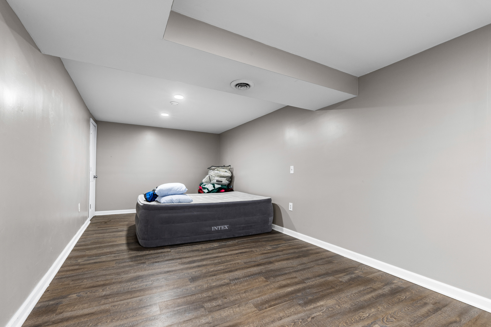 3009 Pleasant View Avenue