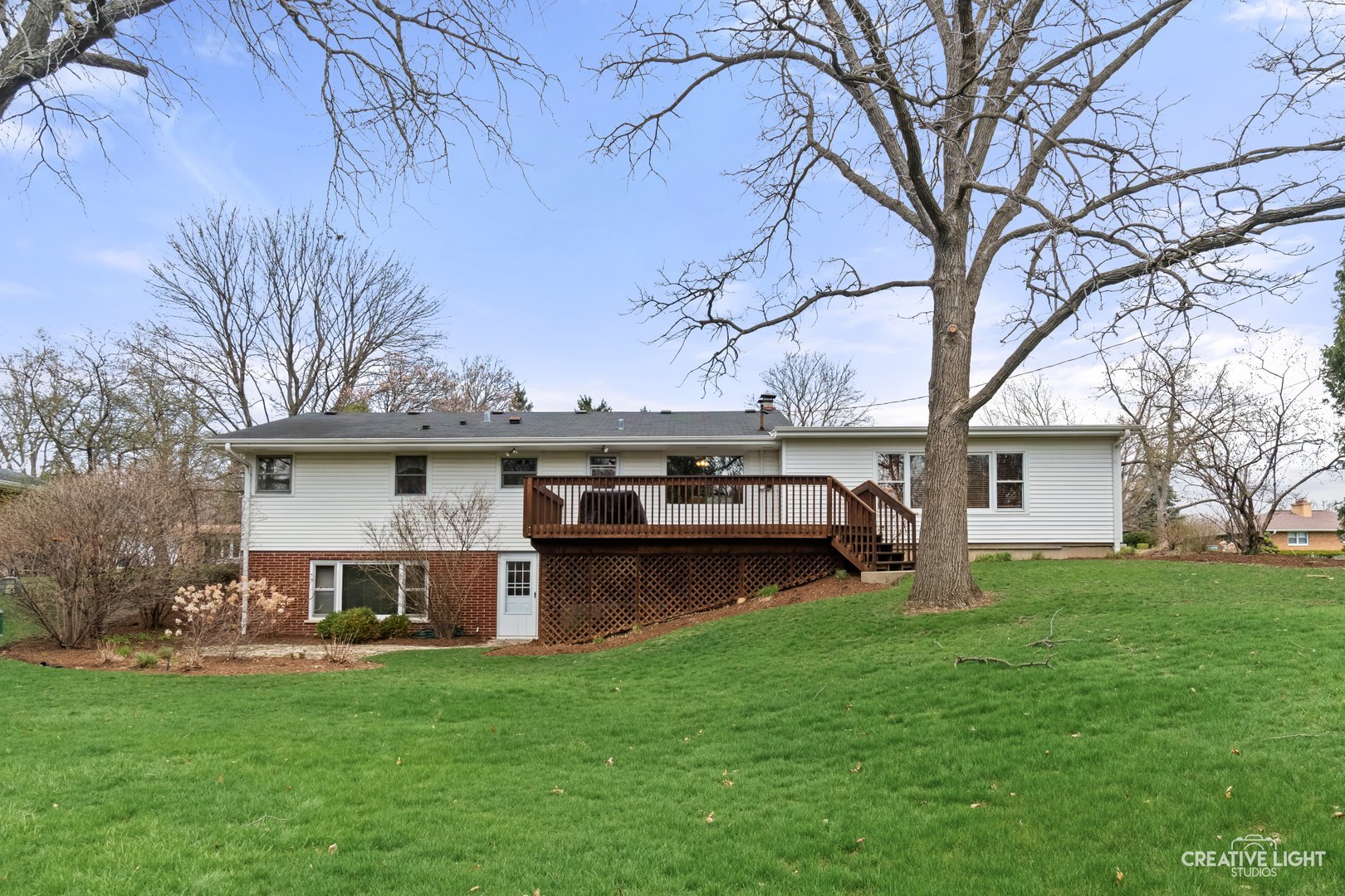 1005 Meadow Lane