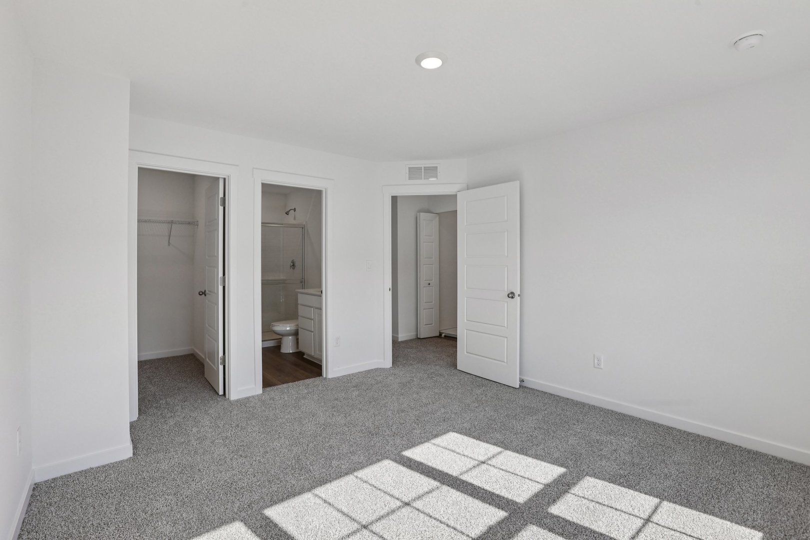 1403 Oakfield Lane