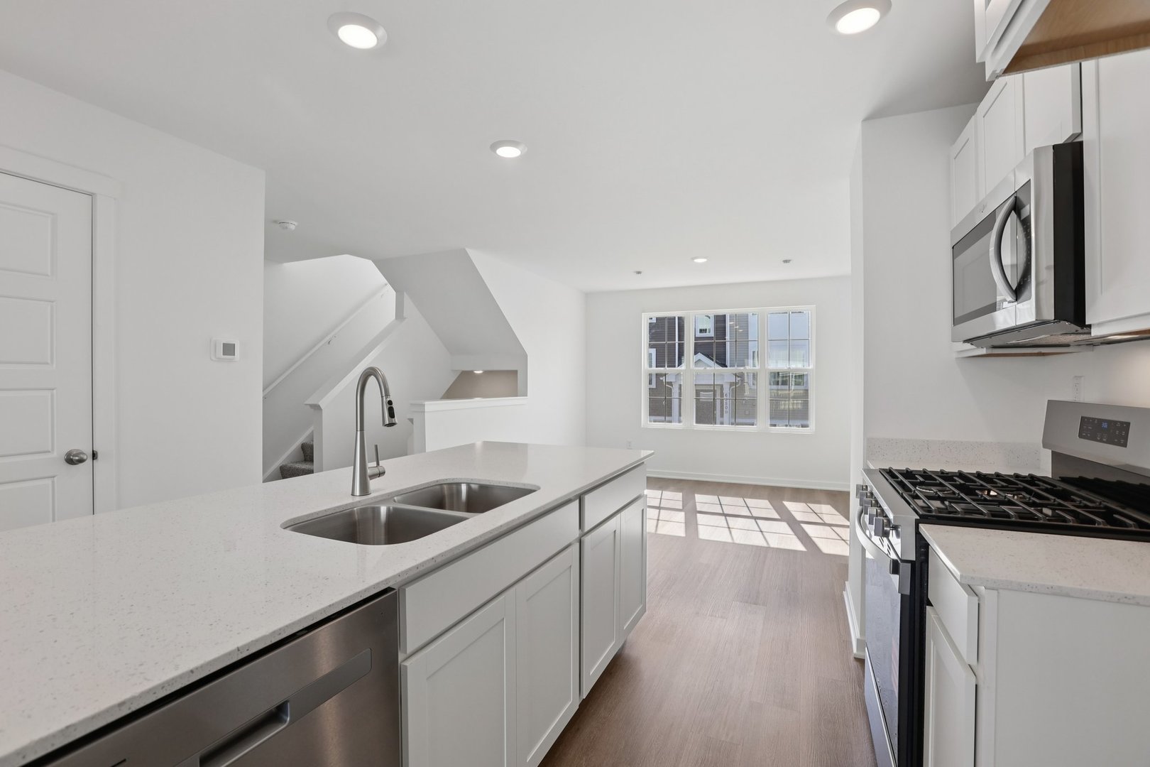 1403 Oakfield Lane