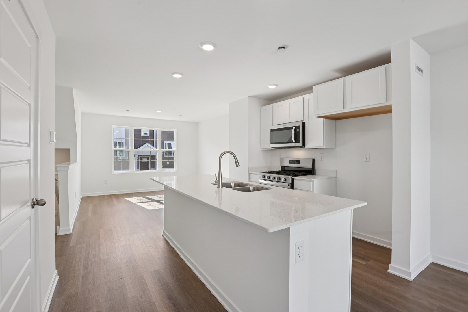 1403 Oakfield Lane
