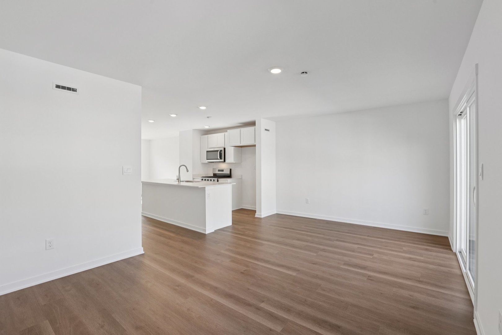 1403 Oakfield Lane