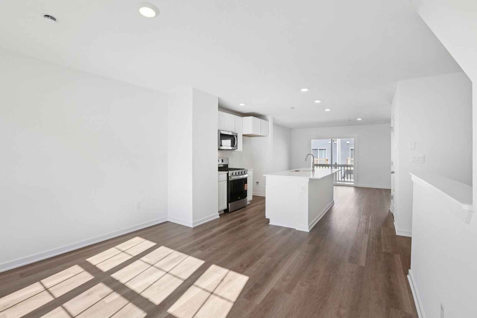 1403 Oakfield Lane