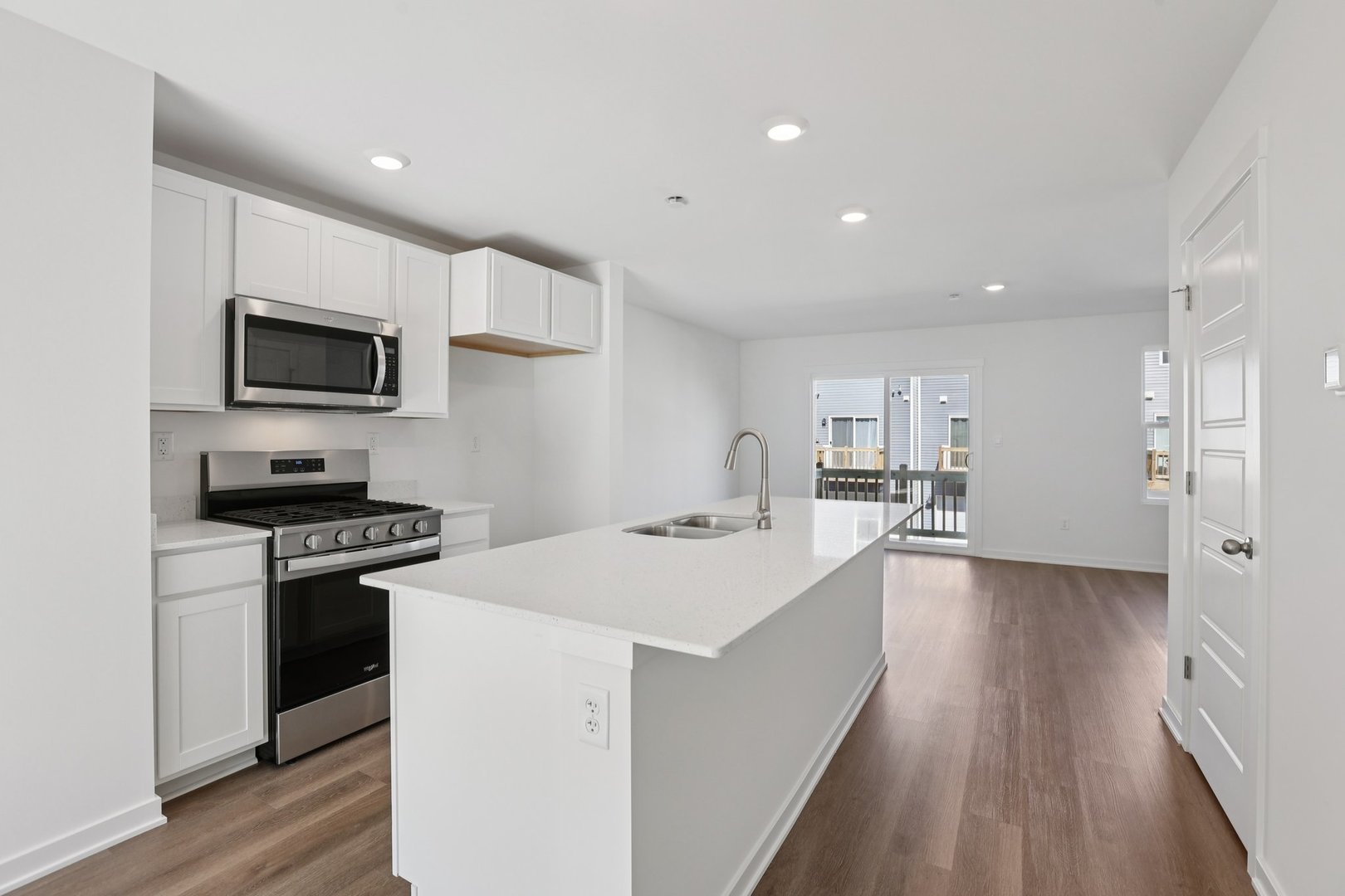 1403 Oakfield Lane