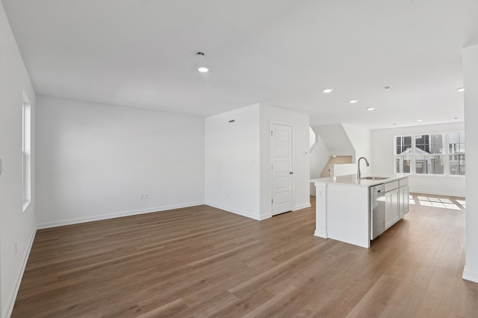1403 Oakfield Lane