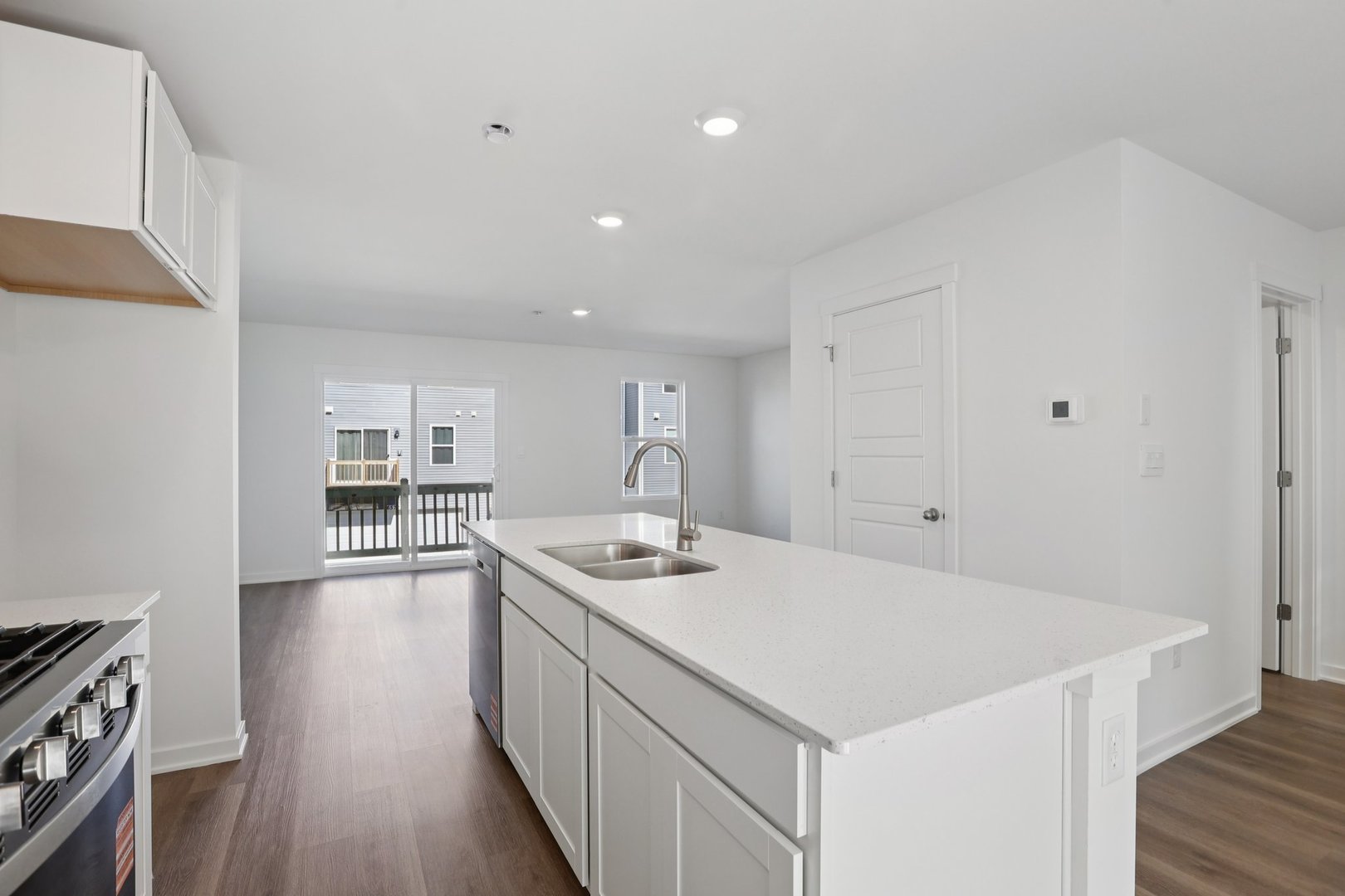1403 Oakfield Lane