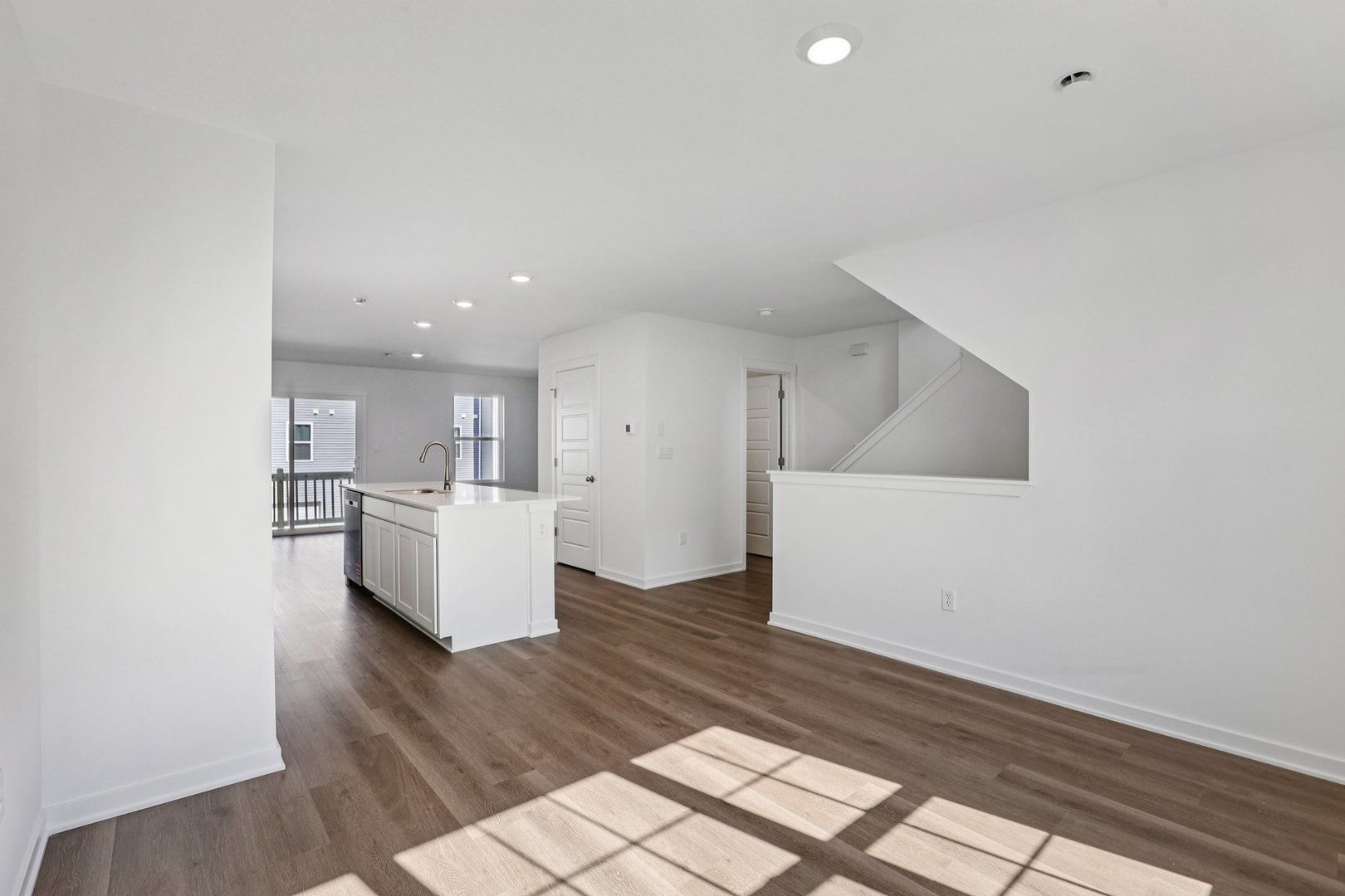 1403 Oakfield Lane