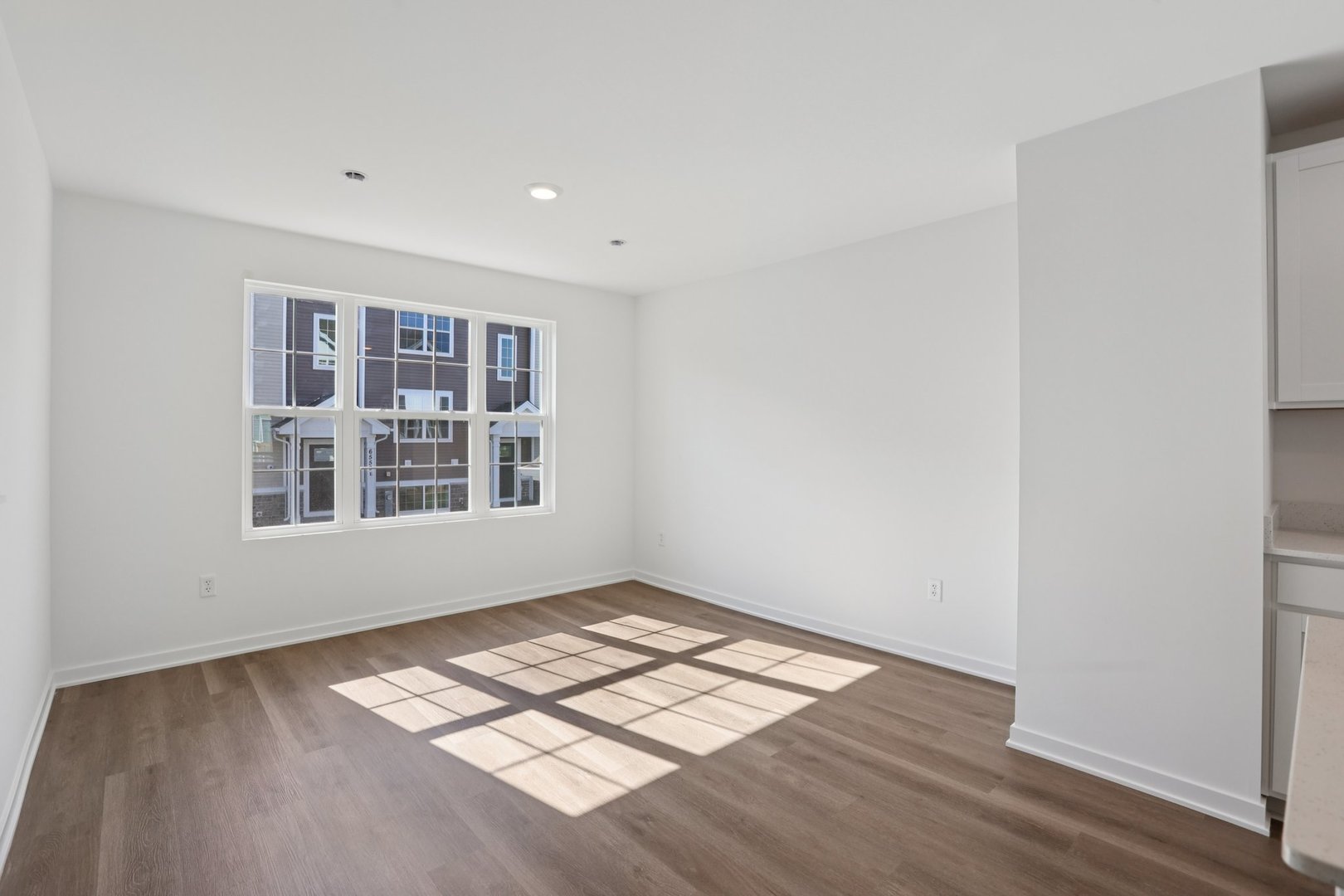 1403 Oakfield Lane