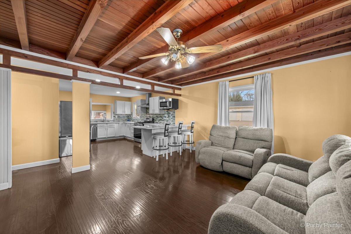 1100 W Highland Avenue