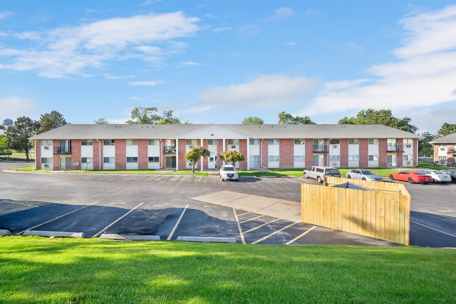659 E FULLERTON Avenue Unit: 204