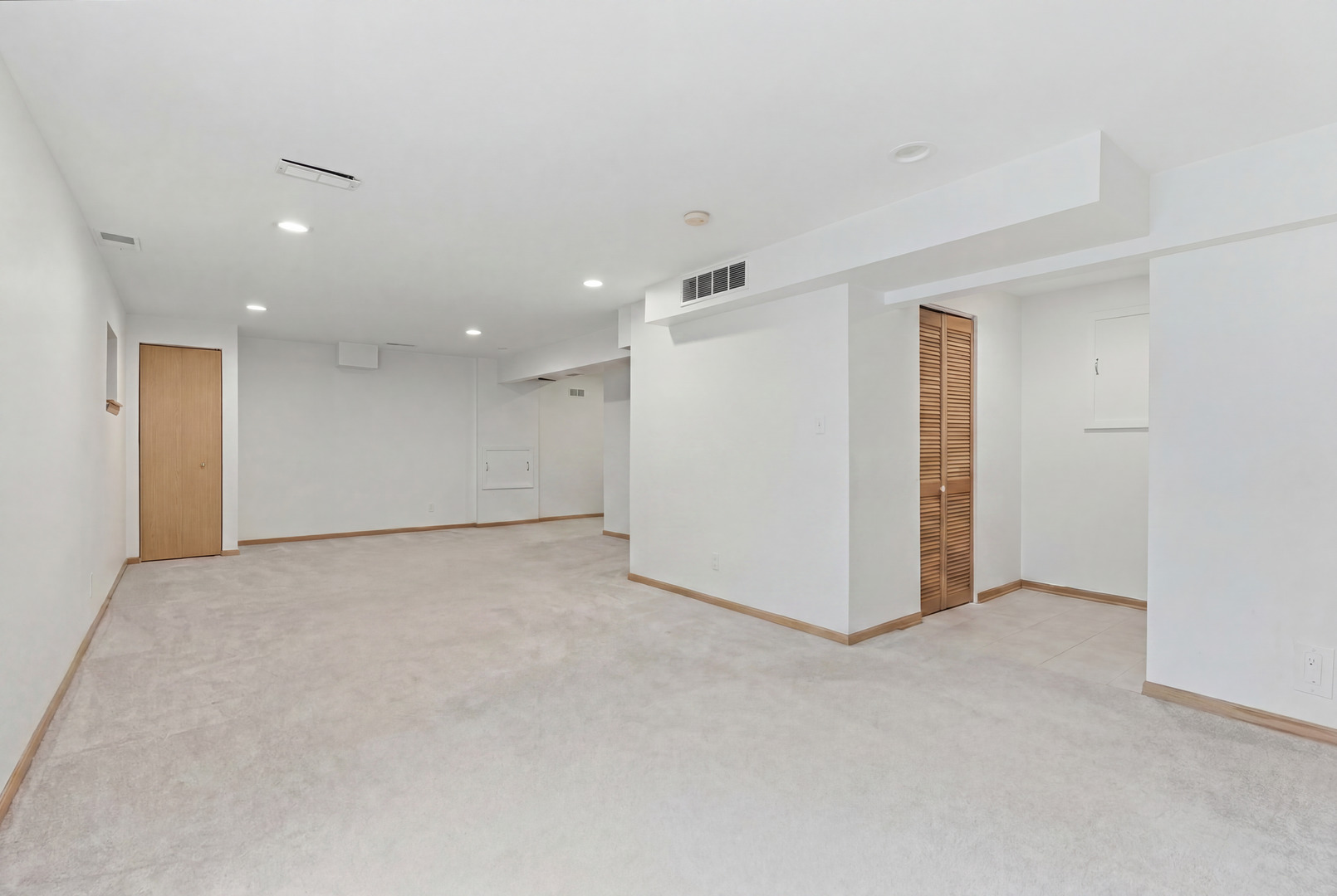425 Hobart Drive