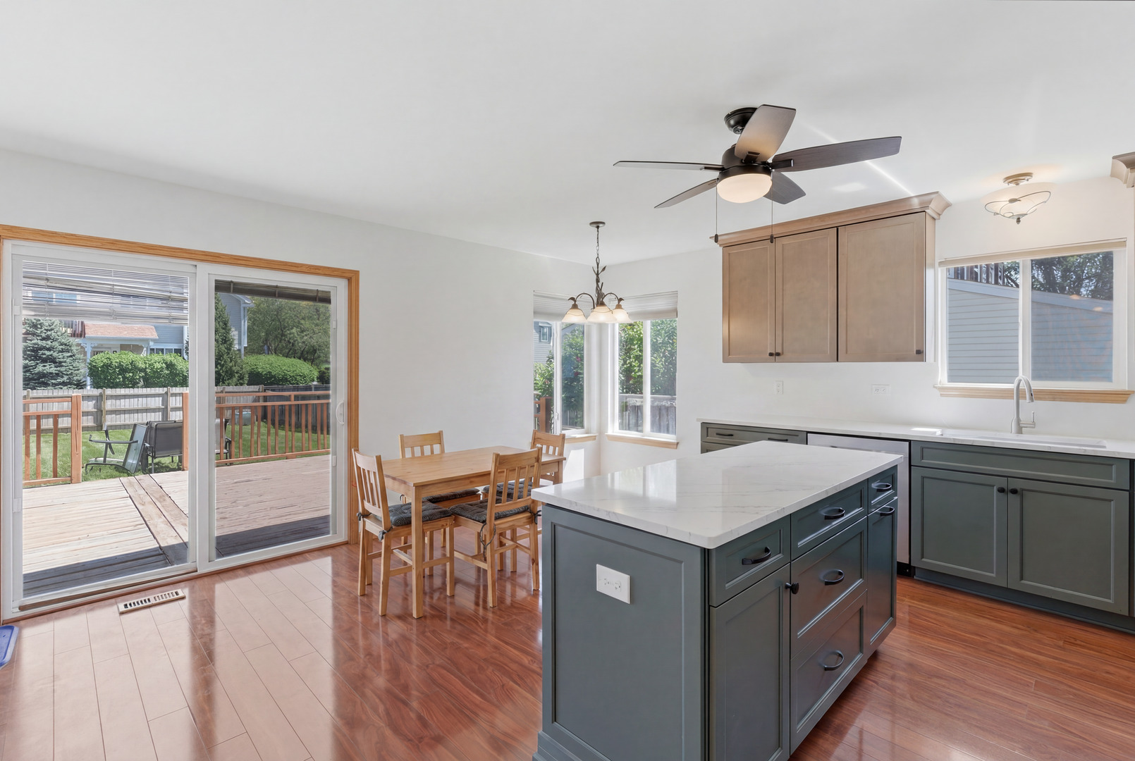 425 Hobart Drive