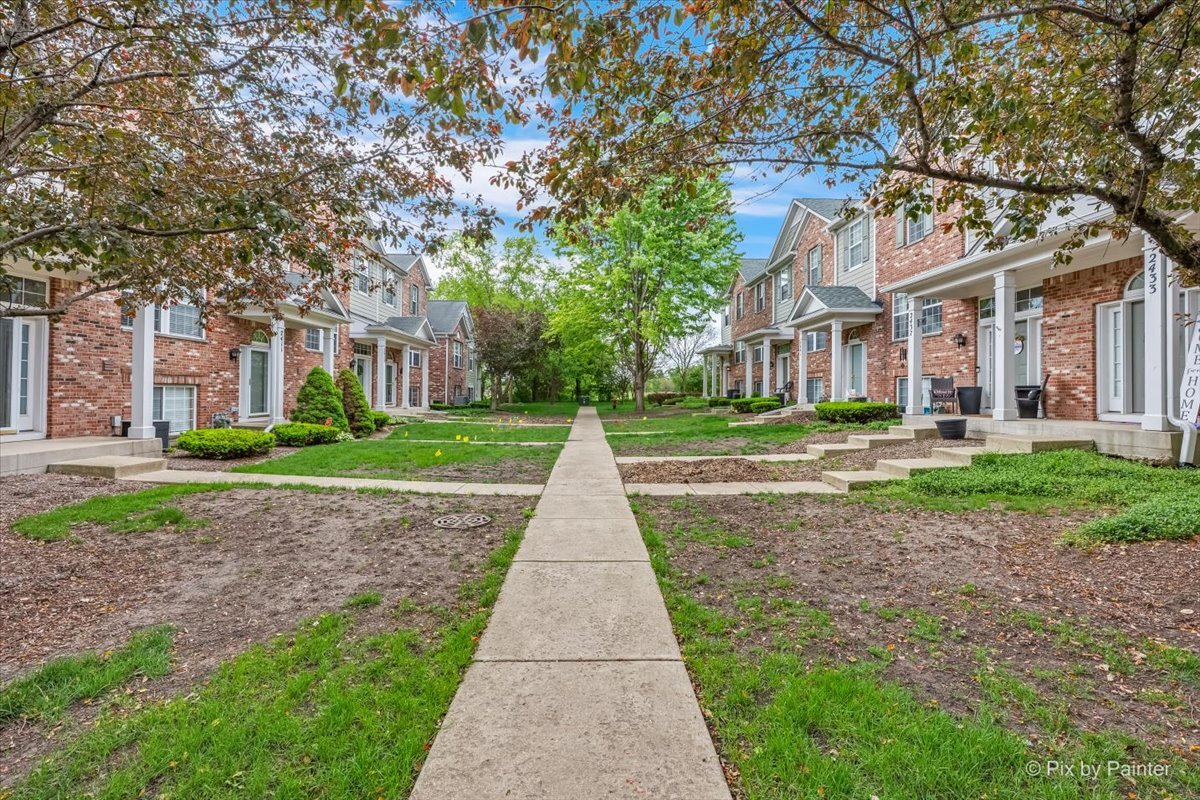 2415 Emily Lane
