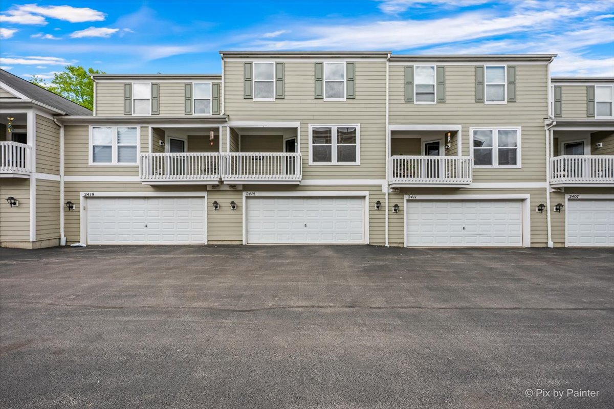 2415 Emily Lane