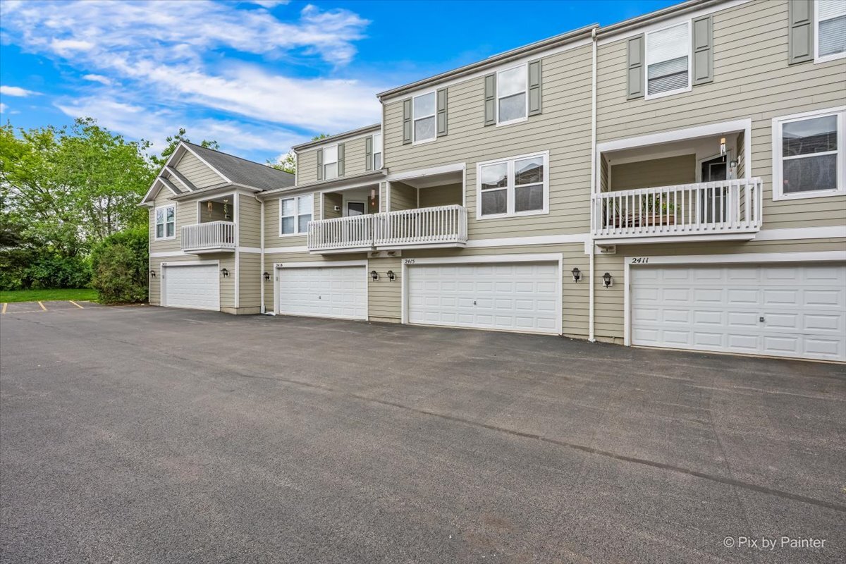 2415 Emily Lane