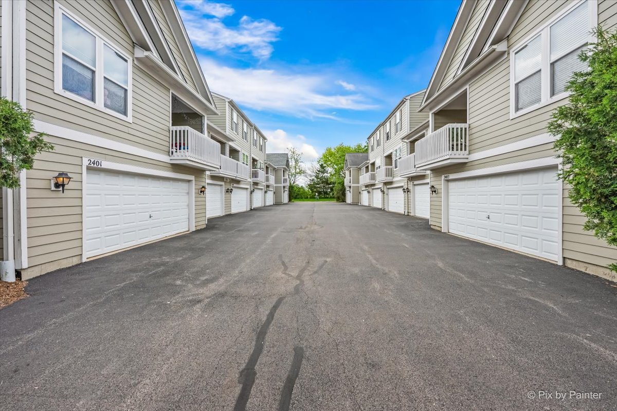 2415 Emily Lane