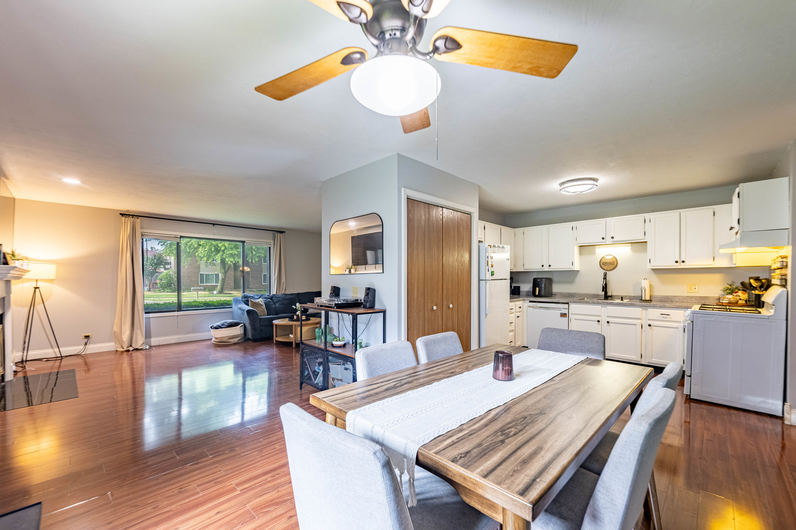 1083 Kane Street Unit: 1083