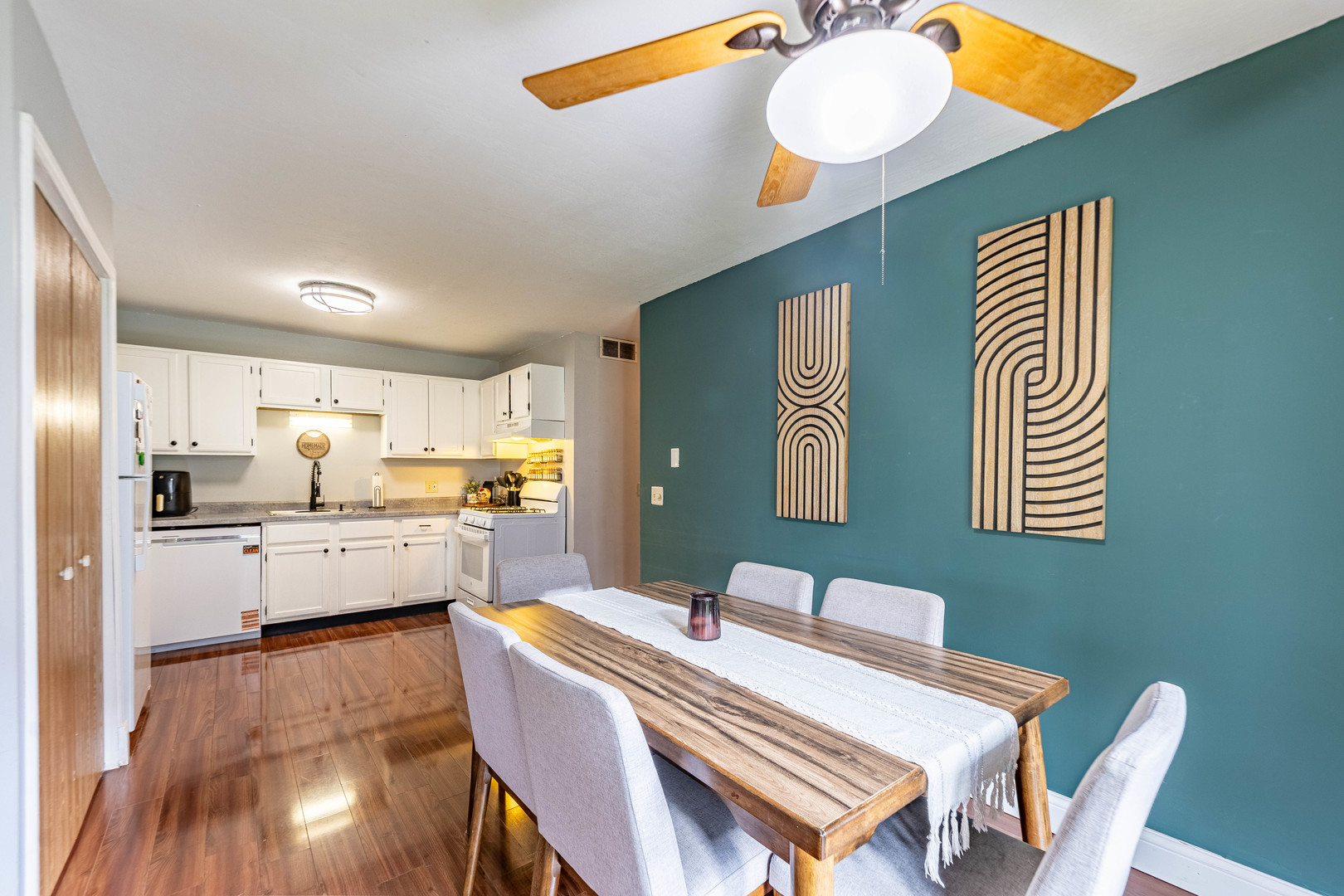 1083 Kane Street Unit: 1083