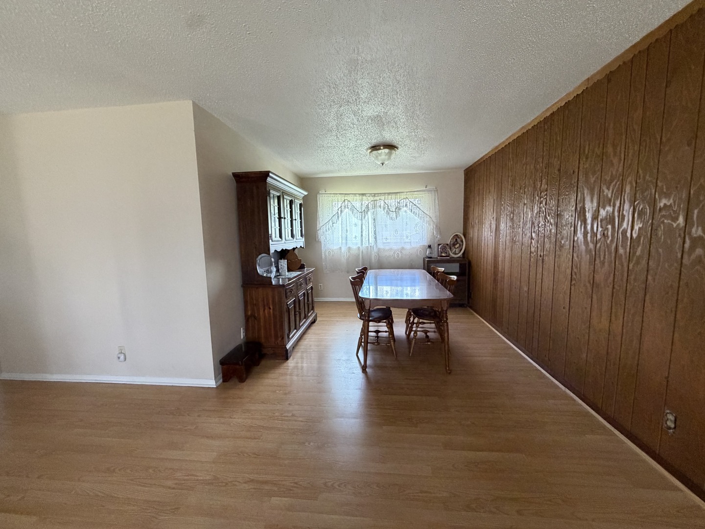 613 Wicker Avenue