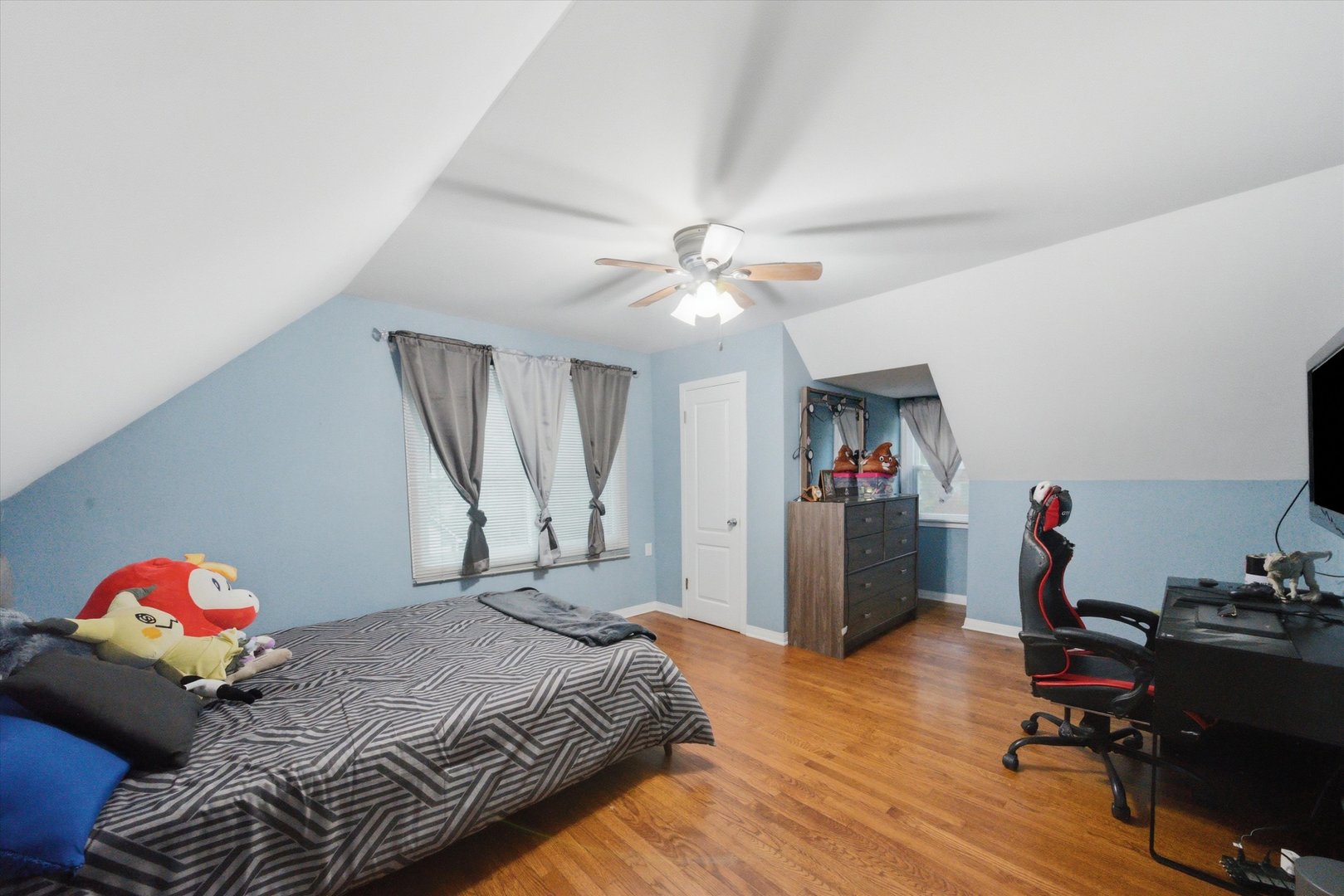525 Sunset Drive