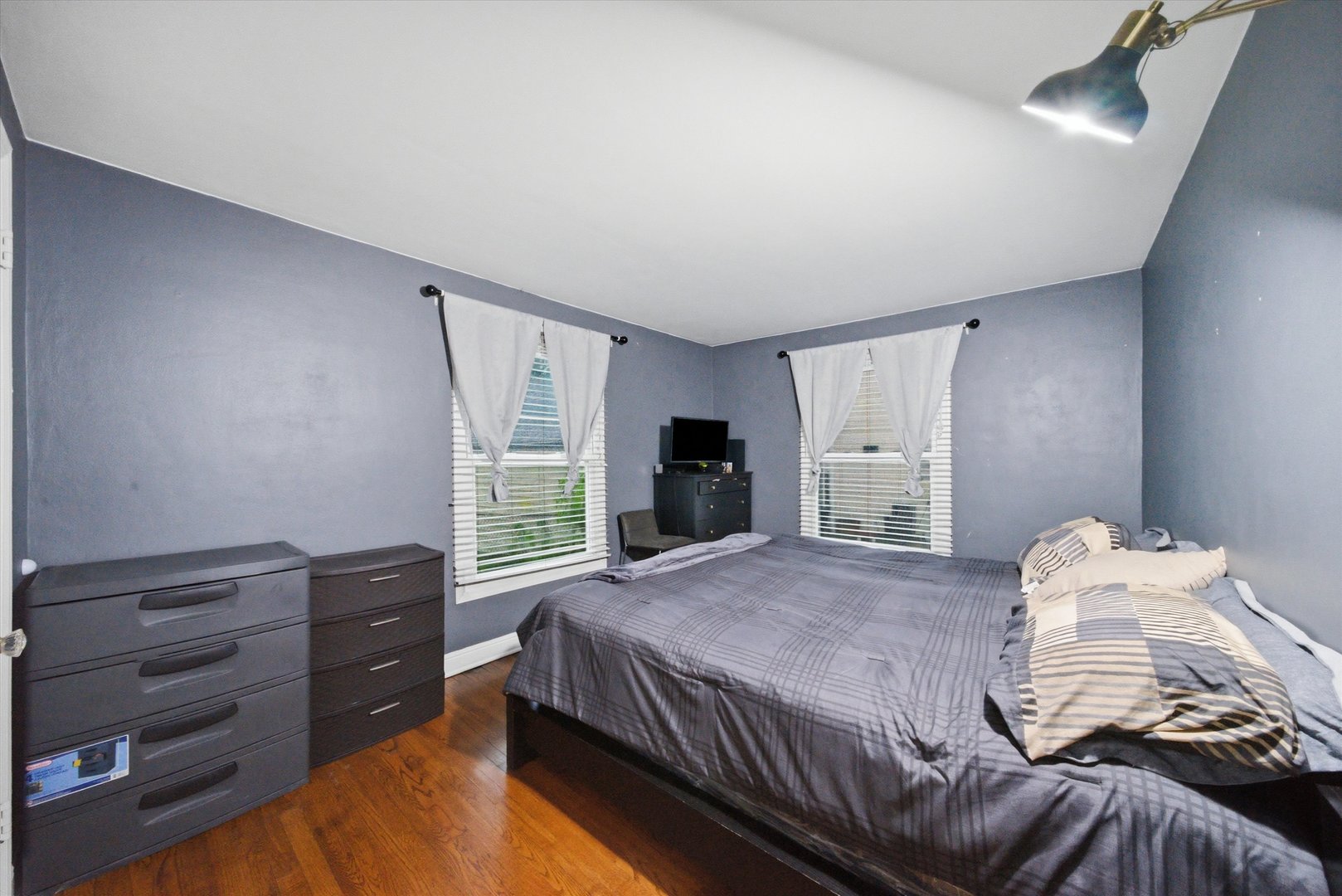 525 Sunset Drive