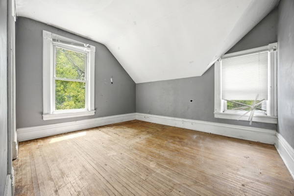 313 E Grant Highway