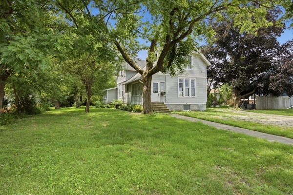 313 E Grant Highway