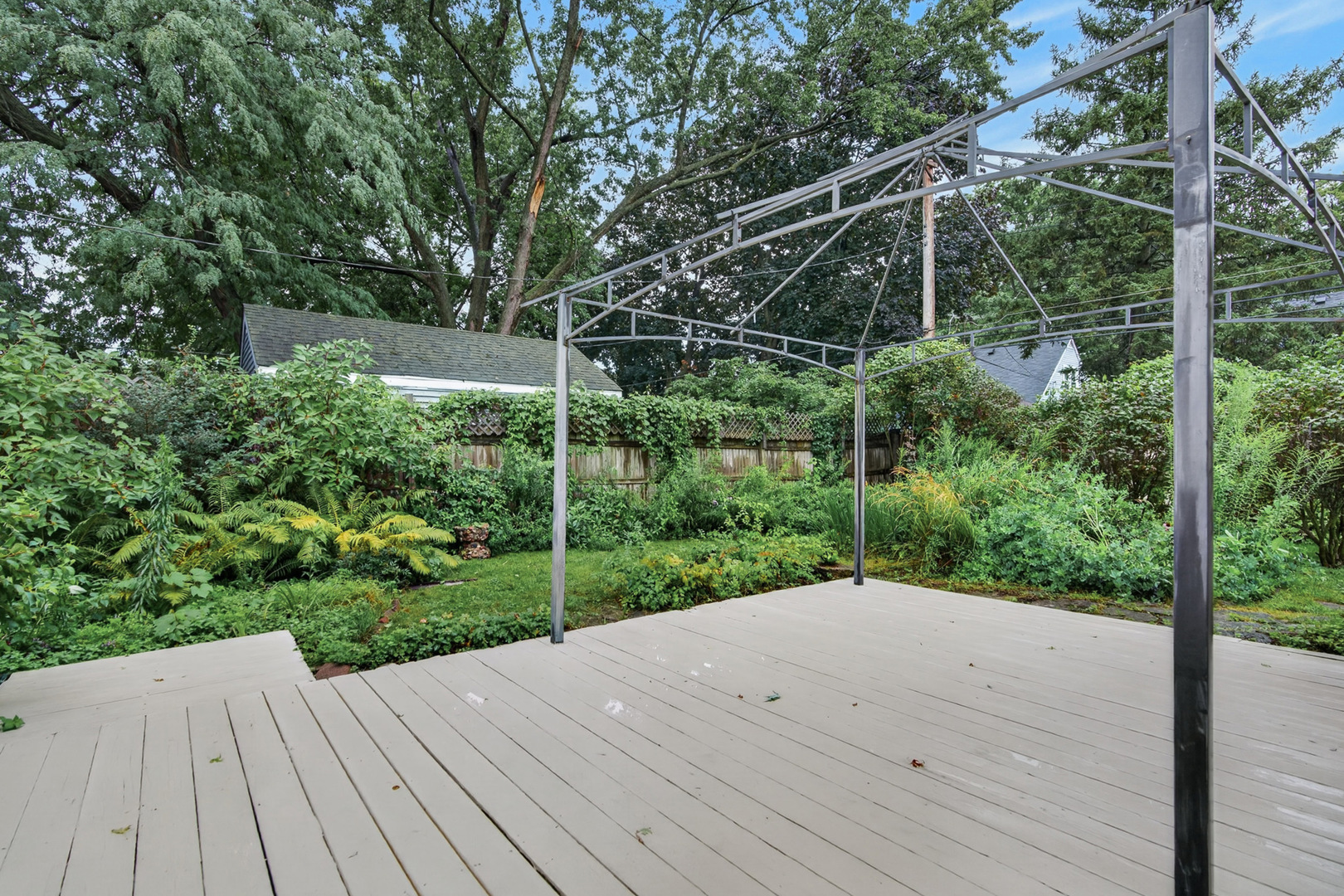 474 Sunset Drive
