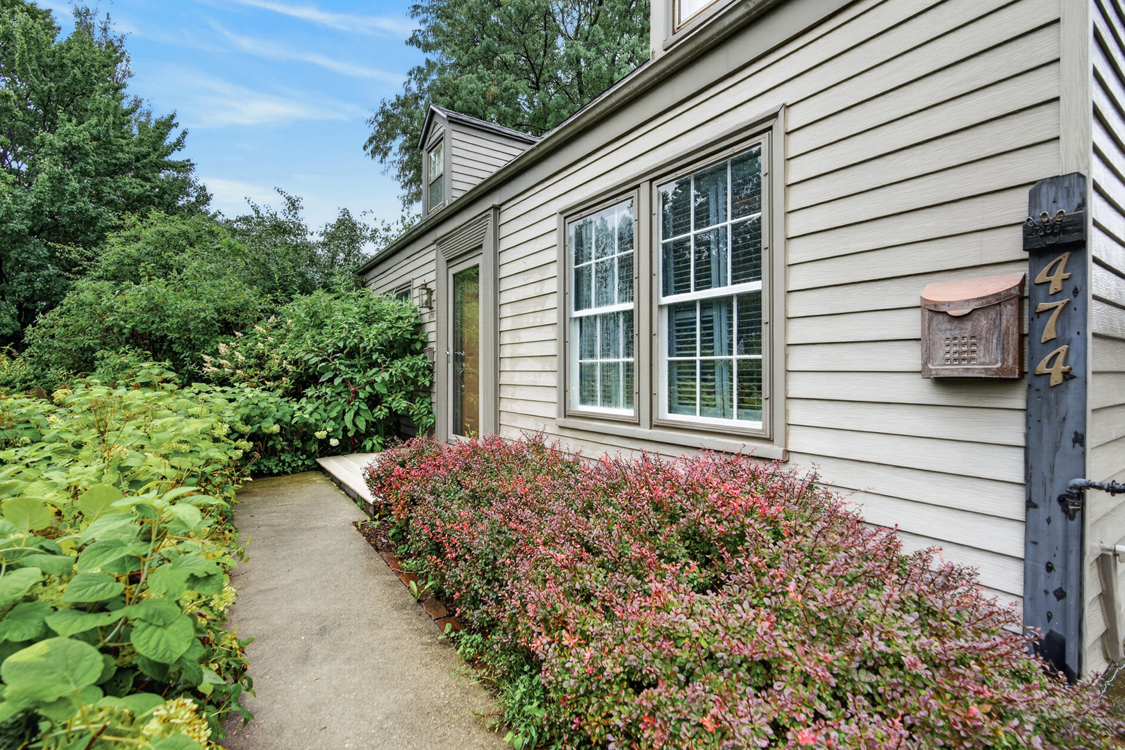 474 Sunset Drive