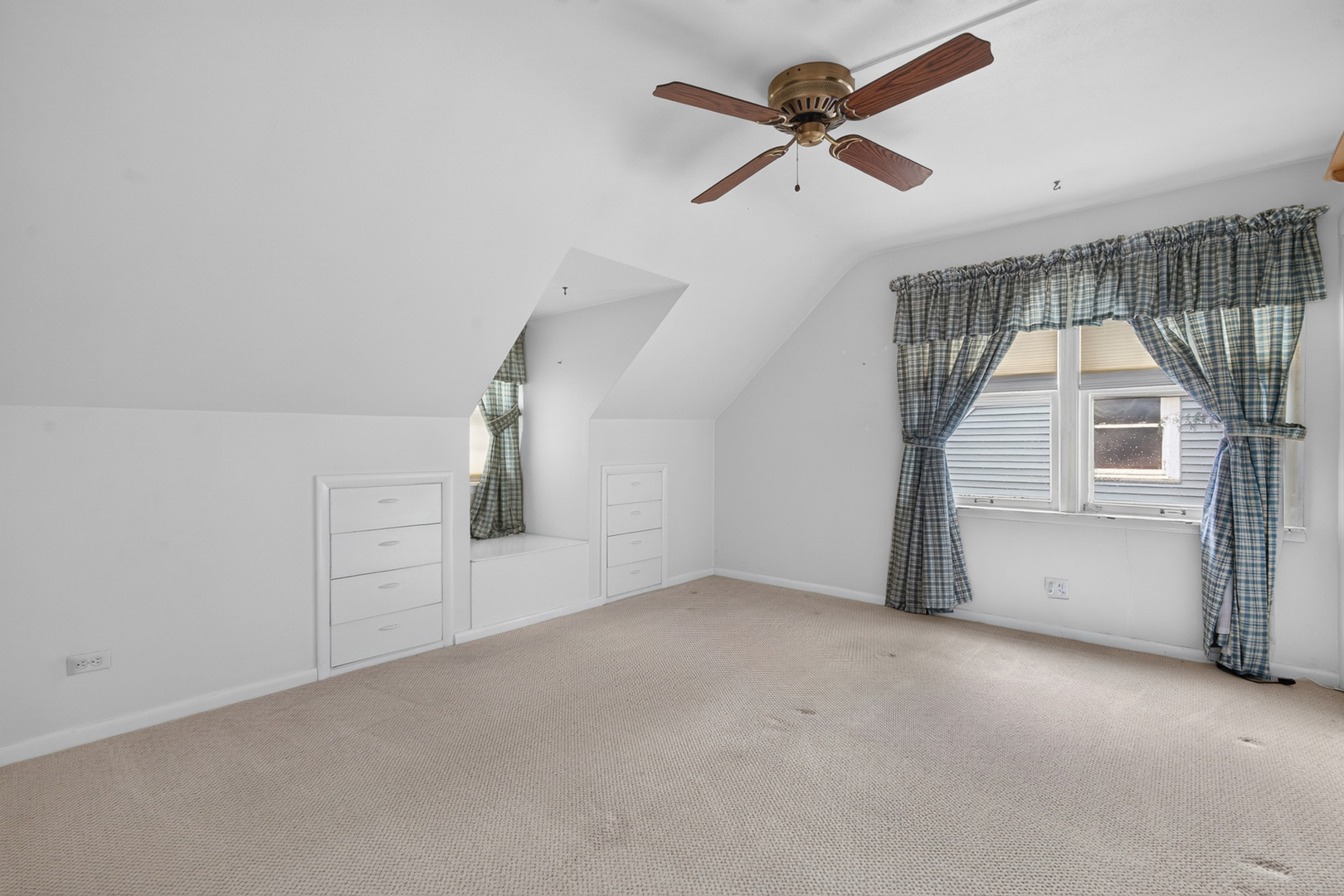 474 Sunset Drive