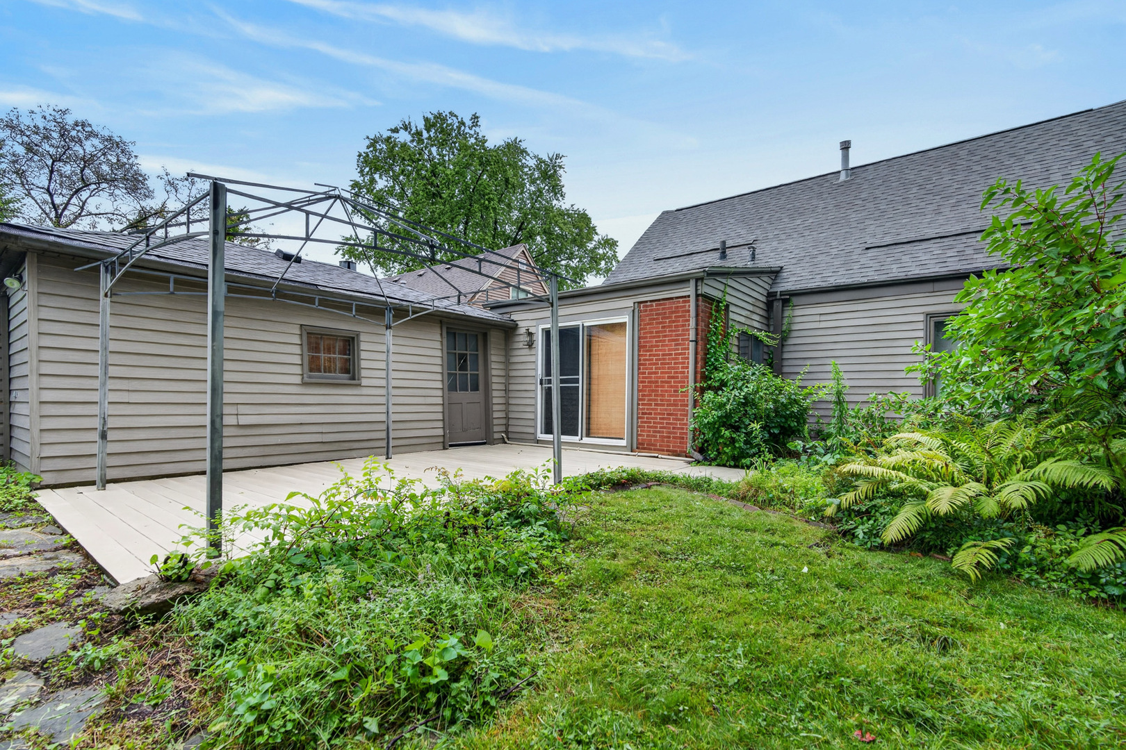 474 Sunset Drive