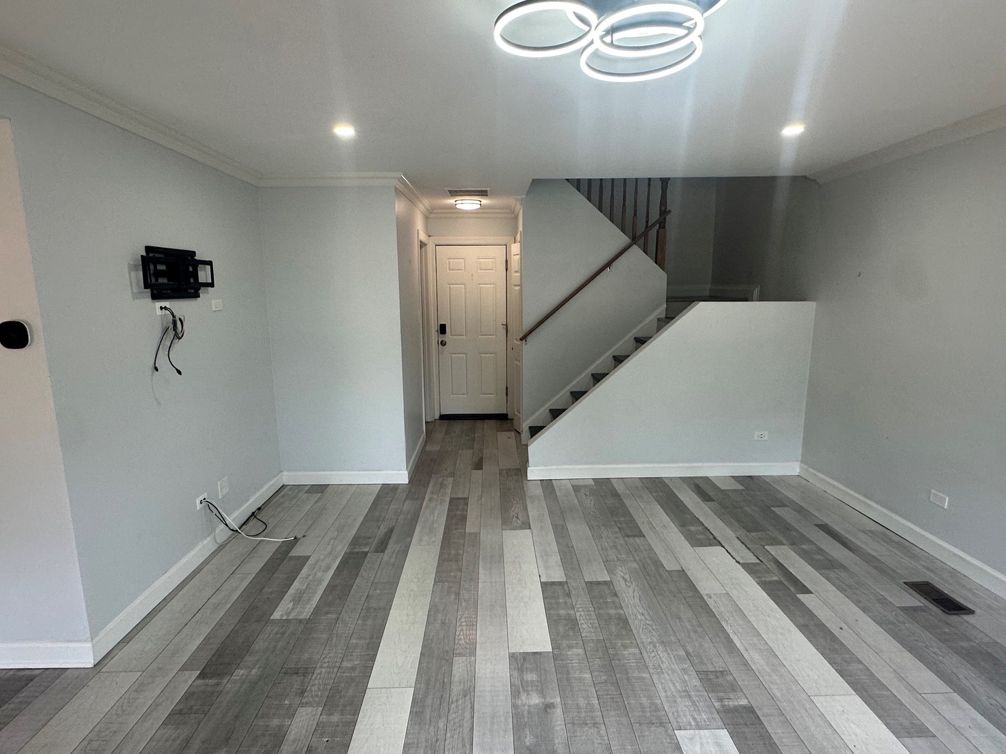 5700 Dutch Mill Court Unit: B