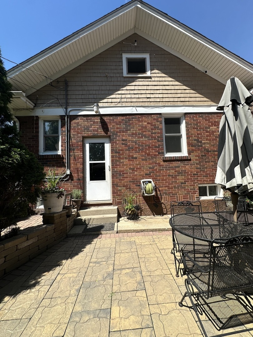 85 WILCOX Avenue