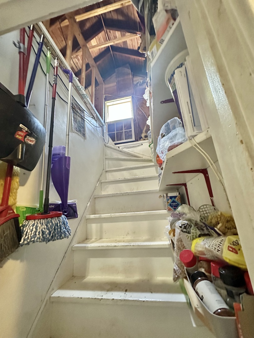 85 WILCOX Avenue